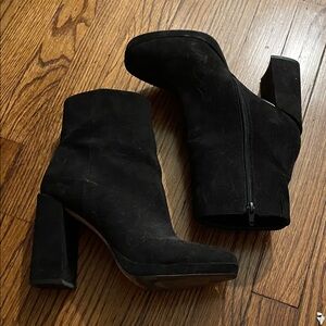 Elegant Black Suede Ankle Boots